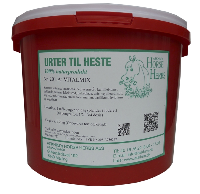 urter til din hest - et allround urtetilskud med 17 forskellige urter